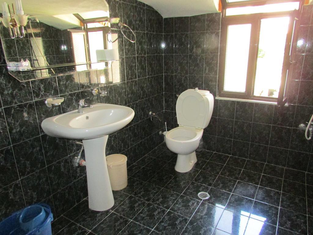 Apartamente plazhi Sarandë Exterior foto